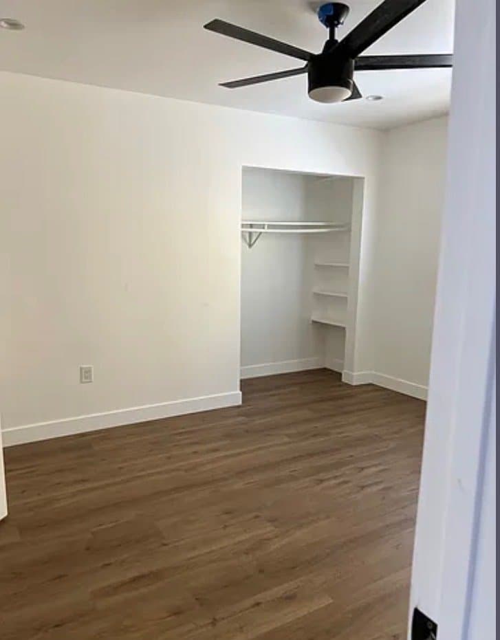 Los Angeles Apartment: 528 N Alexandria Ave