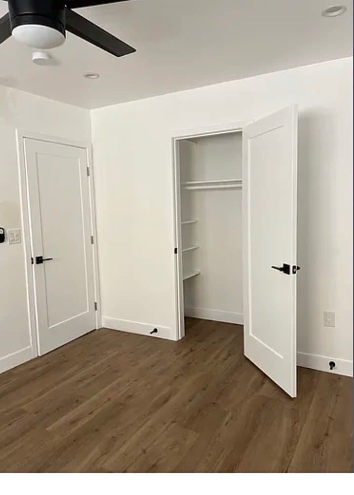Los Angeles Apartment: 528 N Alexandria Ave