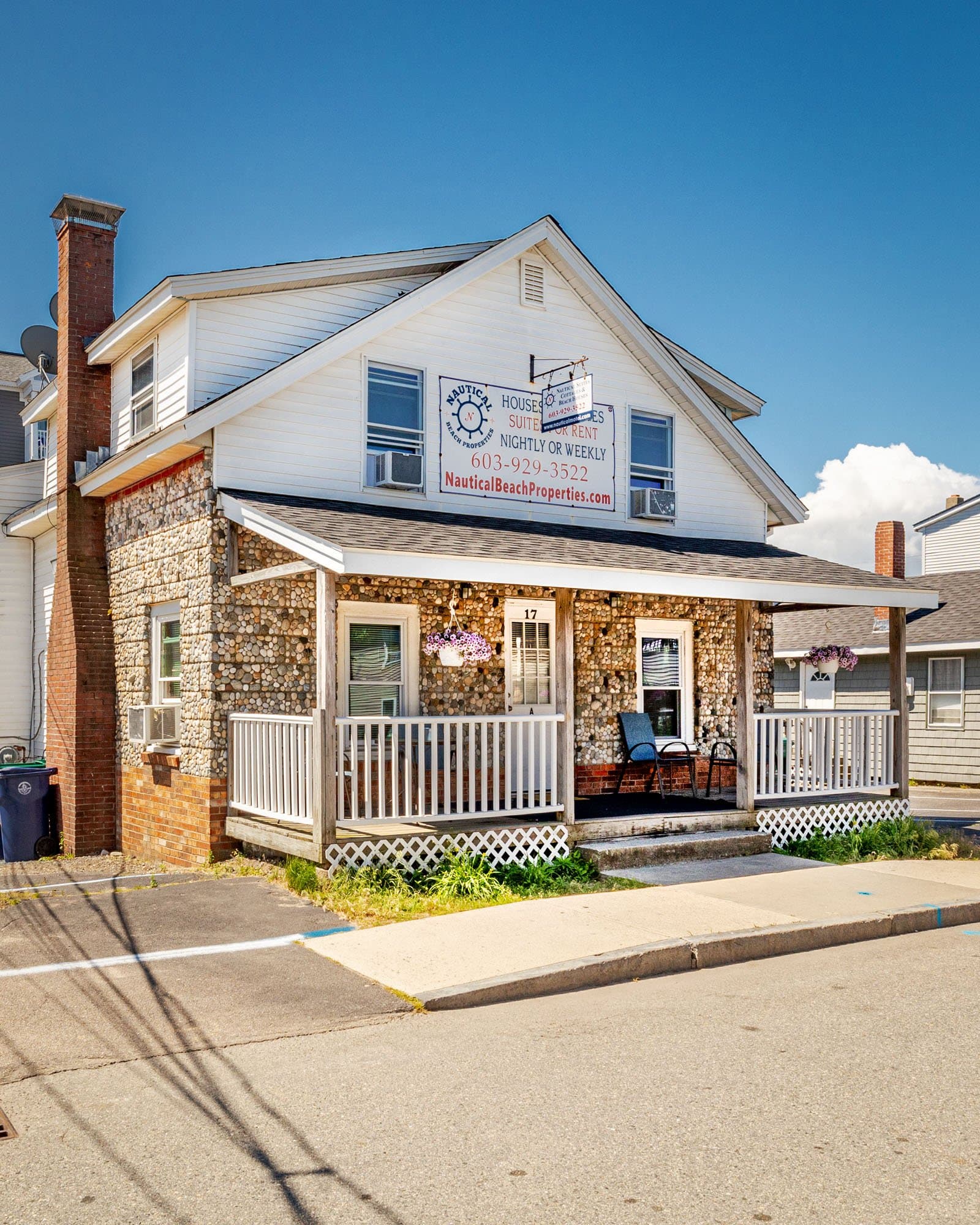 Hampton Townhome: 17 M Street, Unit A