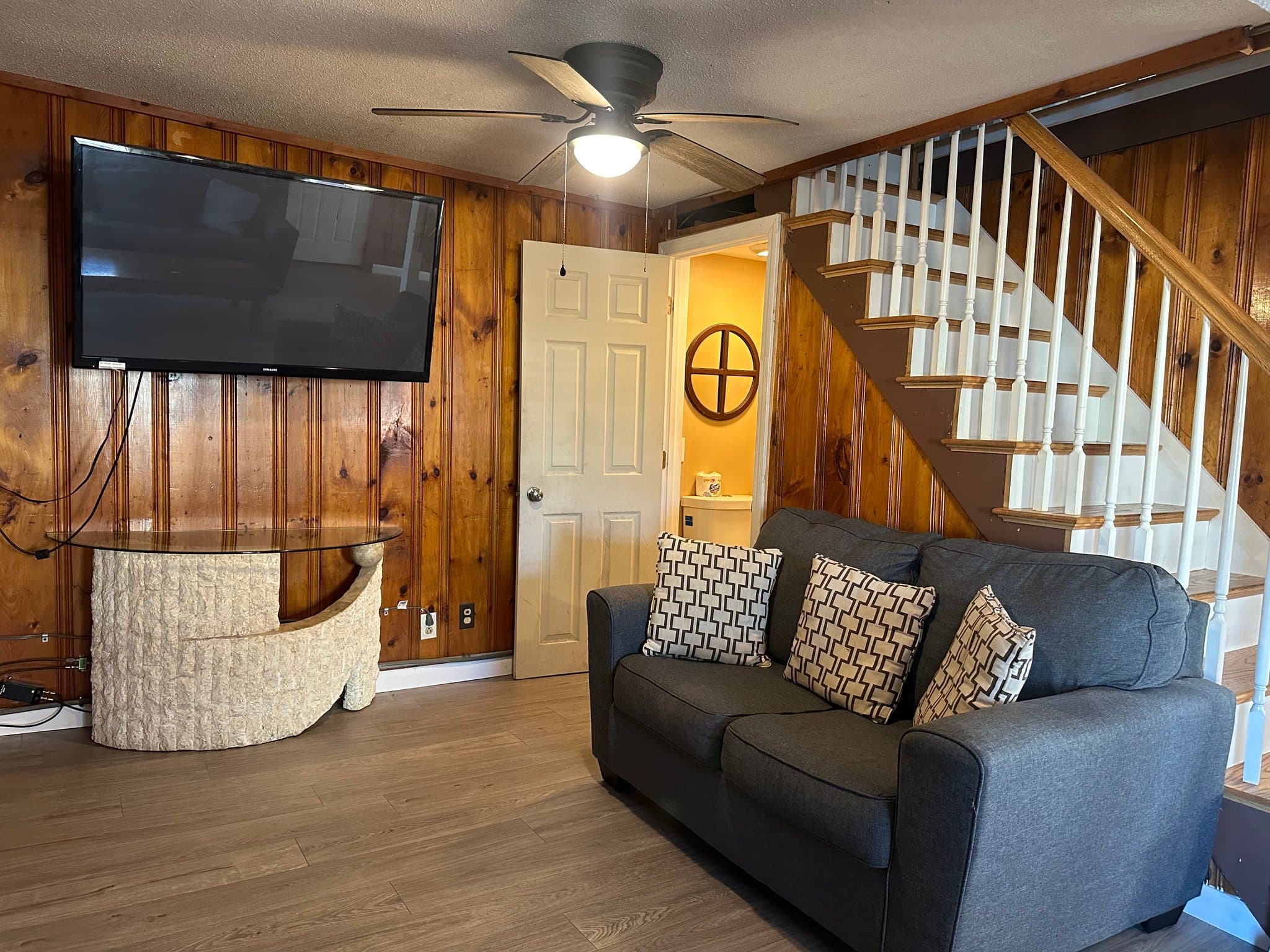 Hampton Townhome: 17 M Street, Unit A