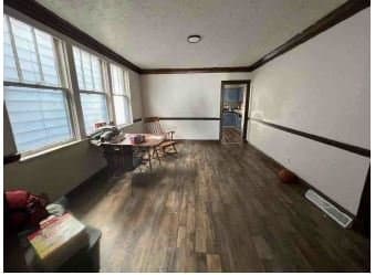 New Kensington House: 1024 Kenneth Ave