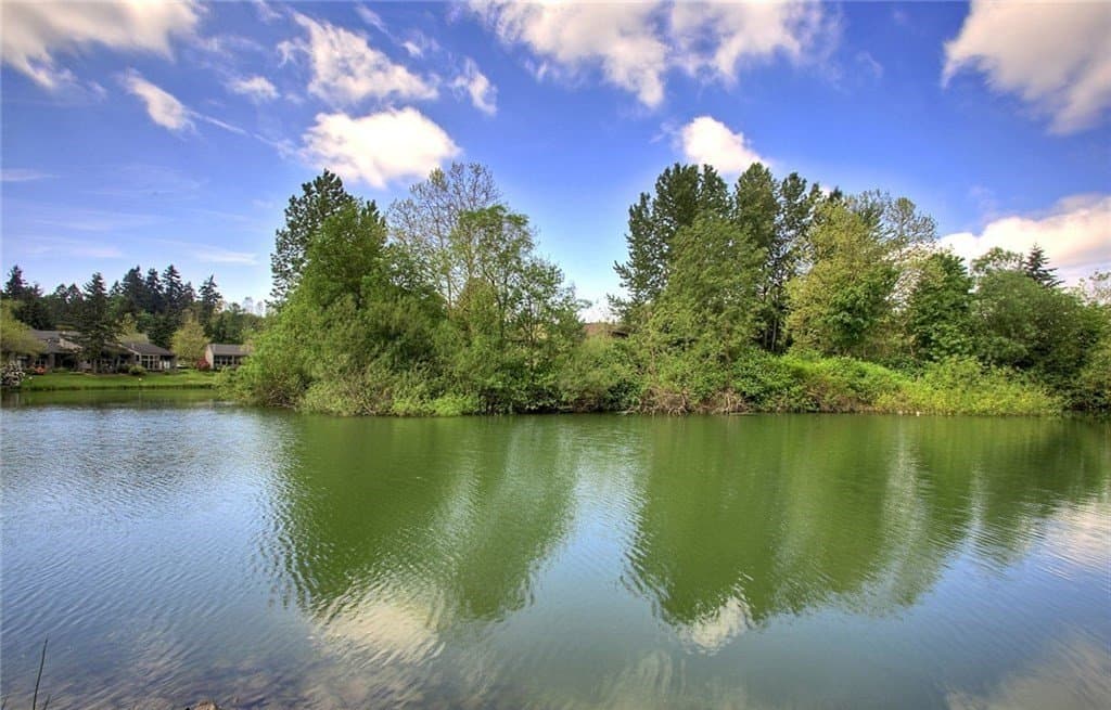 Redmond Townhome: 6448 138TH AVE NE