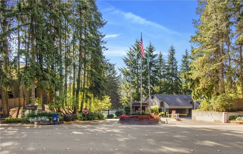 Redmond Townhome: 6448 138TH AVE NE