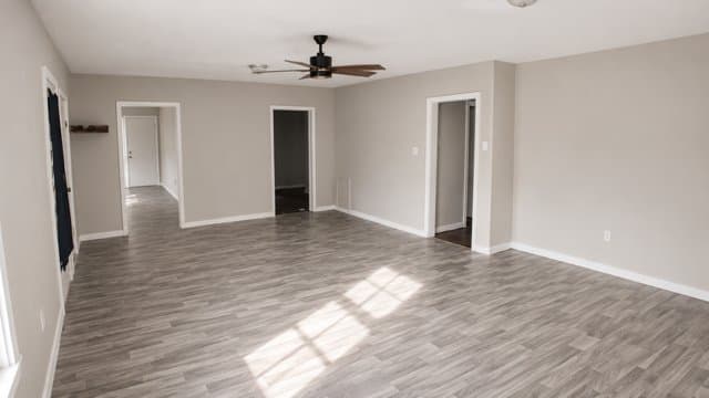 Jackson House: 844 Combs Street