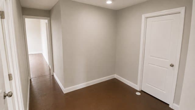 Jackson House: 844 Combs Street