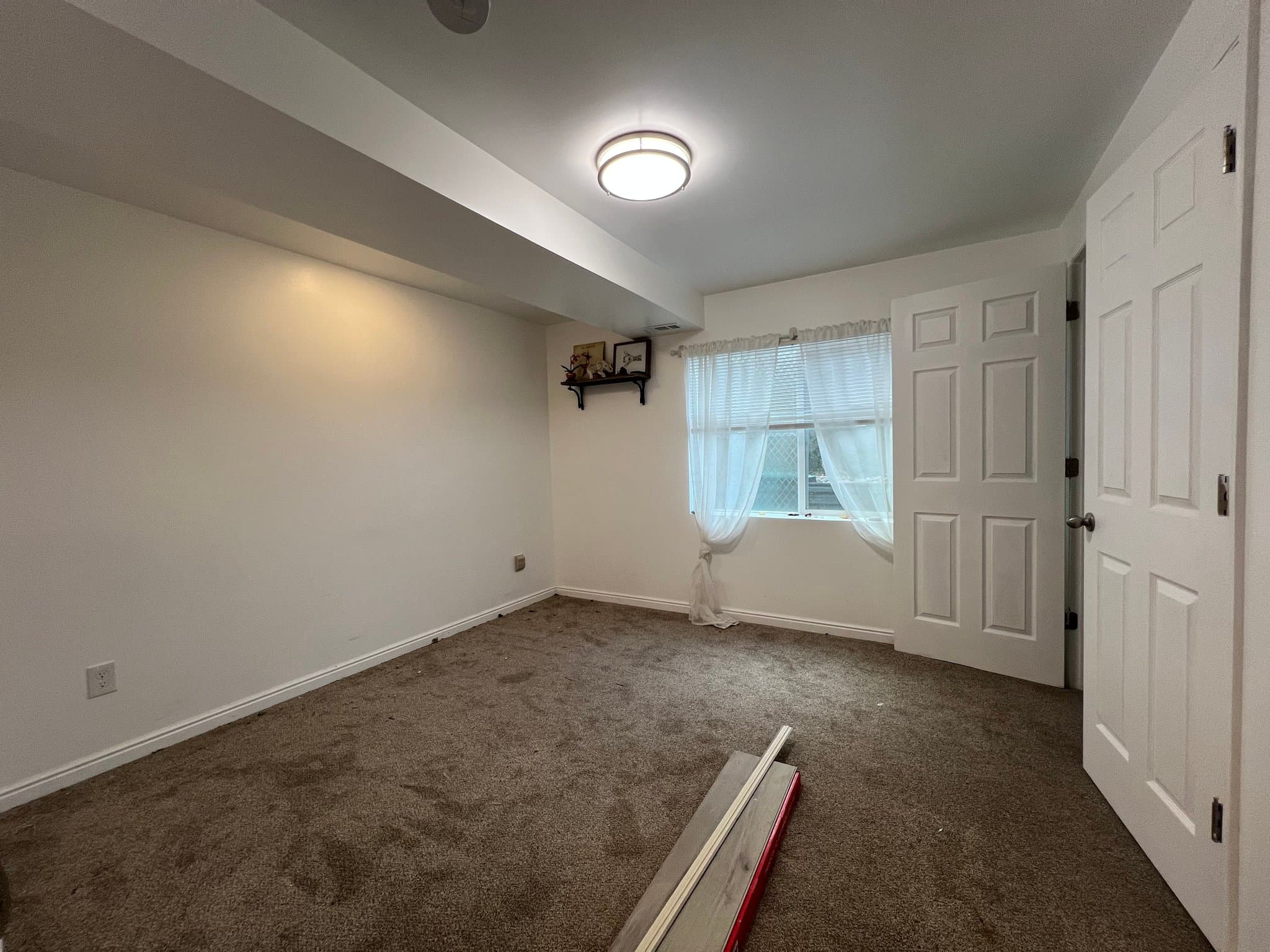 Stansbury Park House: 213 Lakeview