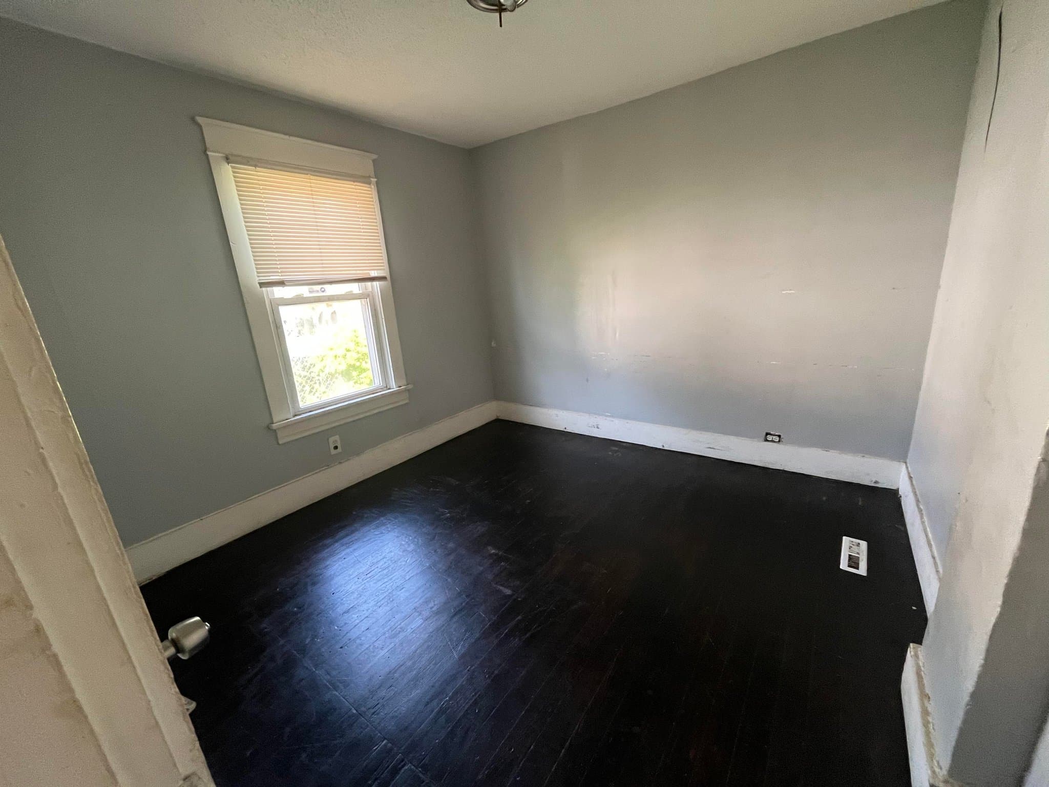 East St. Louis House: 802 N 71st St.