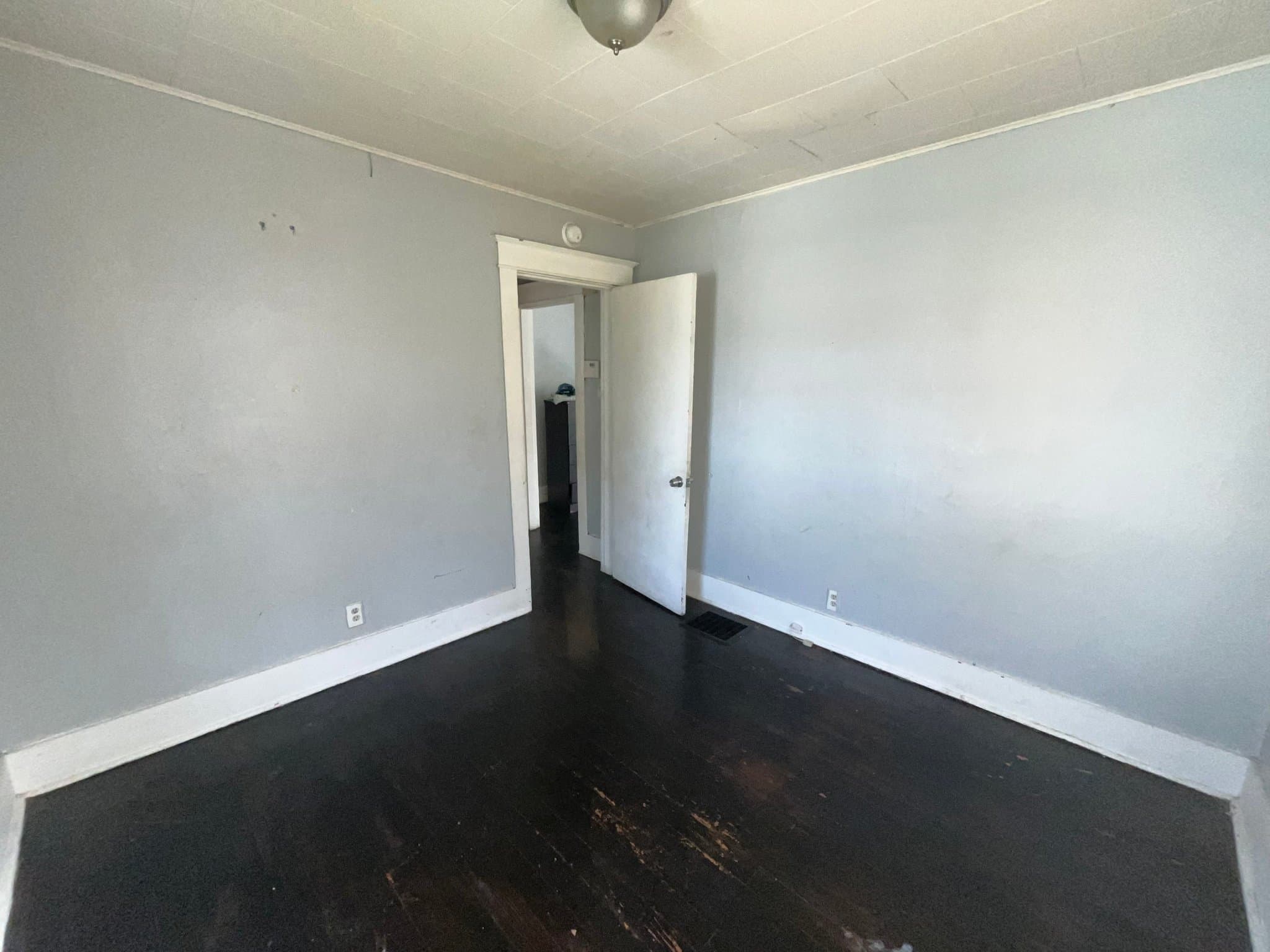 East St. Louis House: 802 N 71st St.