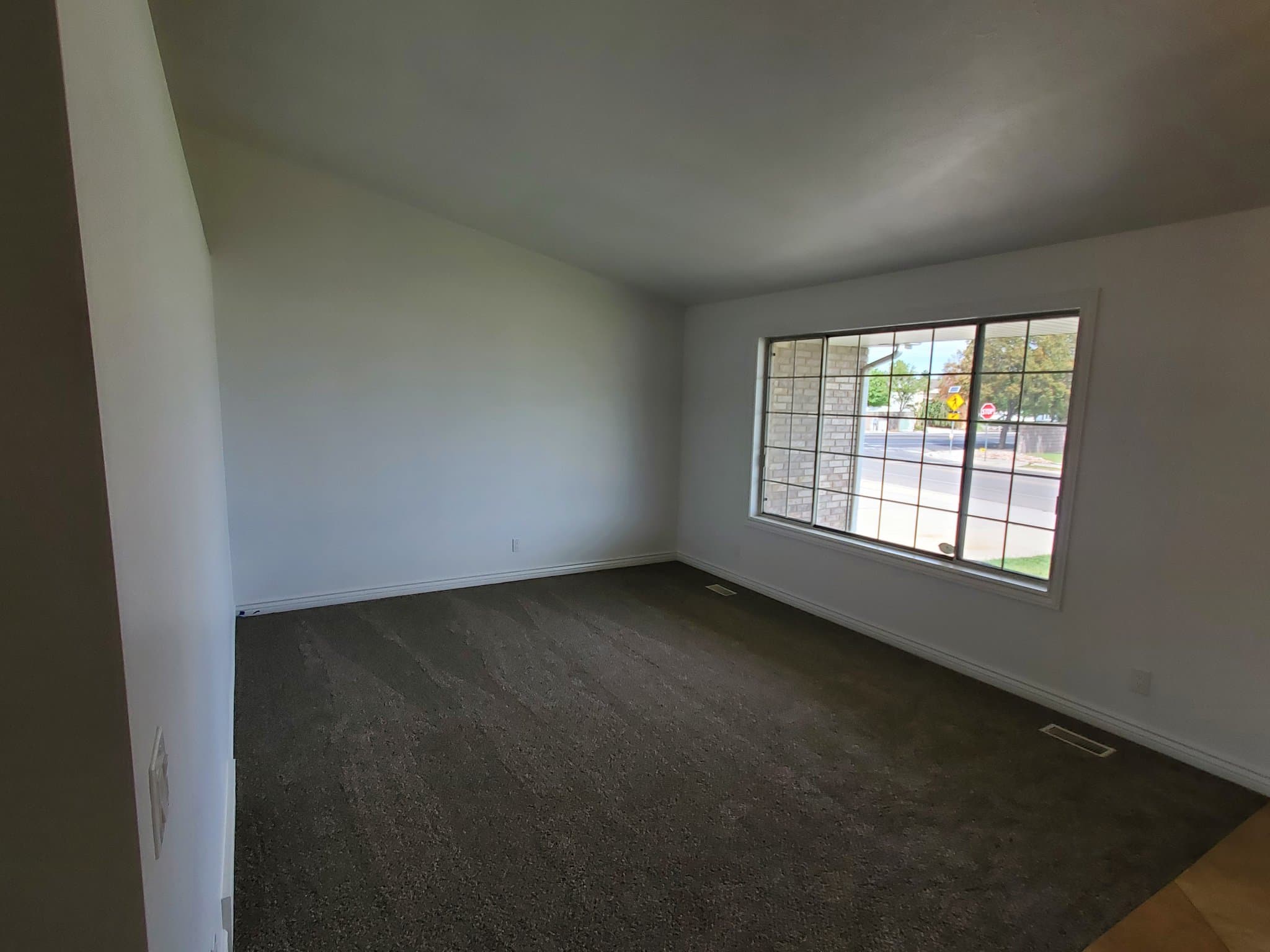West Jordan House: 4785 W Dorilee Dr