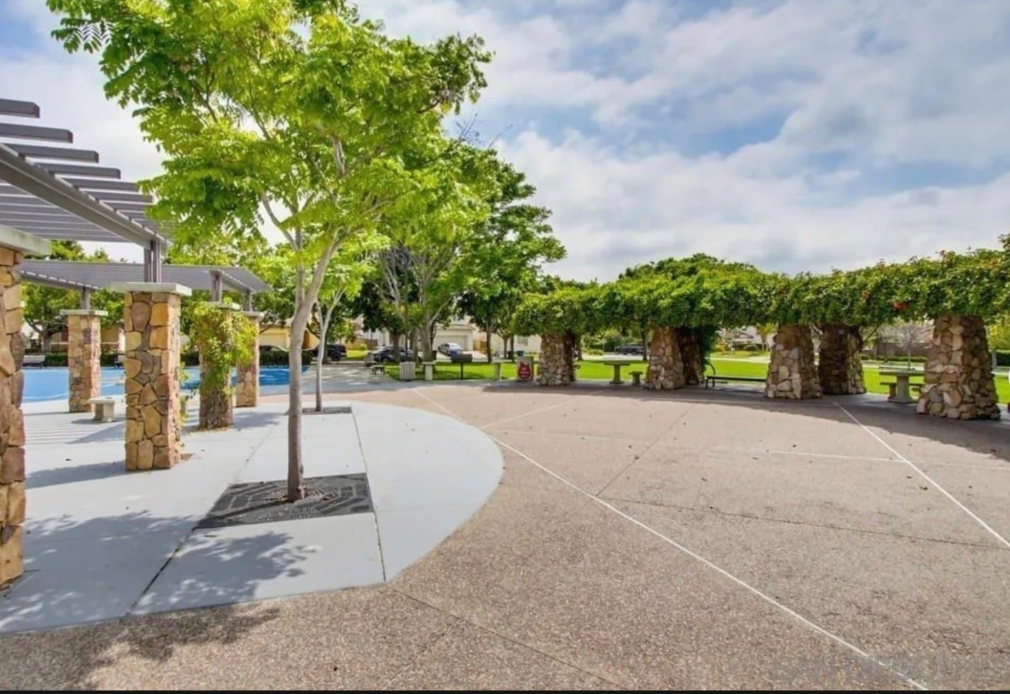 Chula vista Townhome: 1841 spring straw Ln