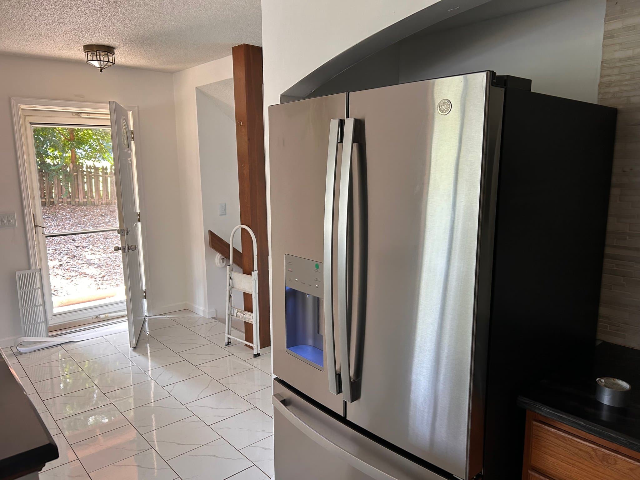 Saint Charles Townhome: 234 Cedar Grove Dr