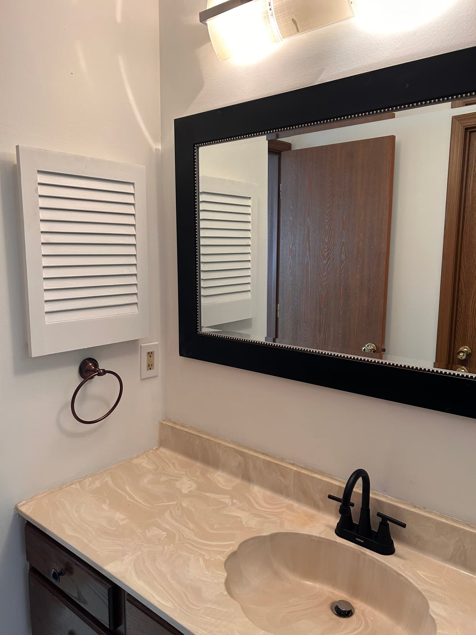 Saint Charles Townhome: 234 Cedar Grove Dr