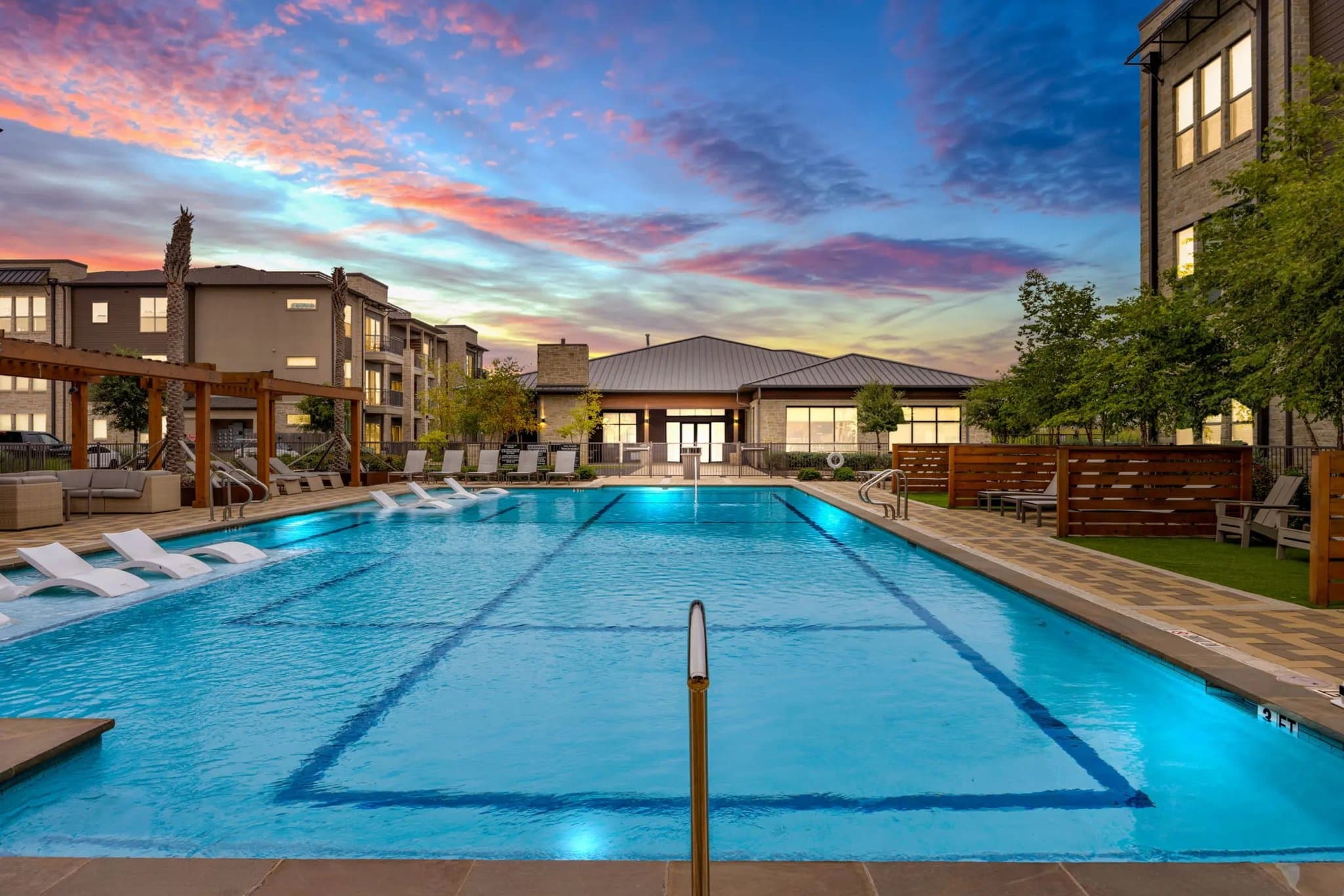 Austin Apartment: 600 E FM 1626