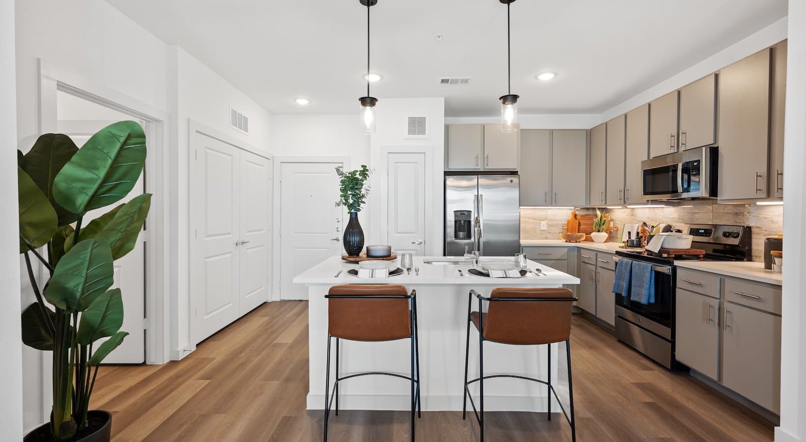 Austin Apartment: 827 Camino Vaquero Pkwy