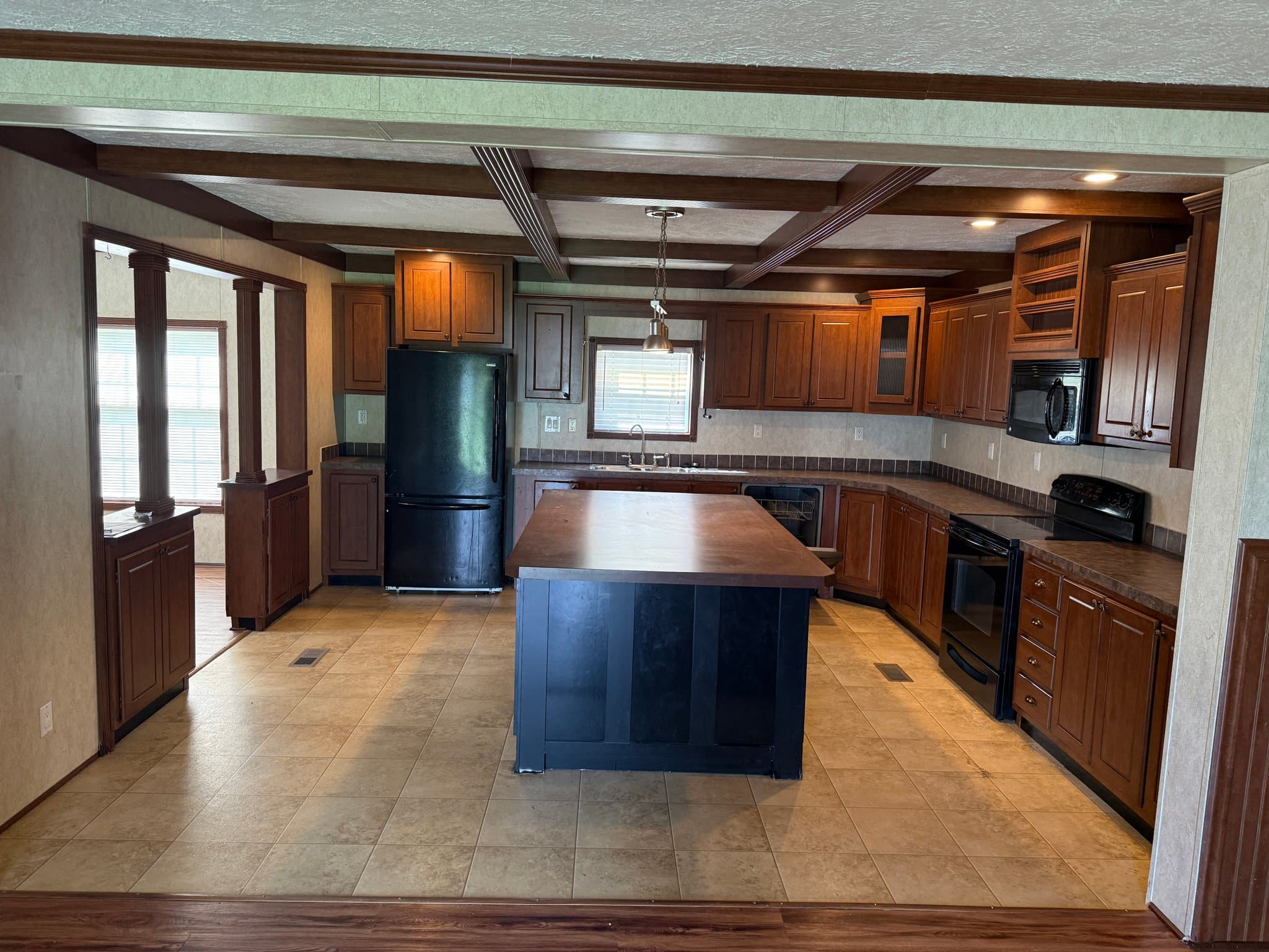 Lockbourne Other: 9859 Shepherd Rd