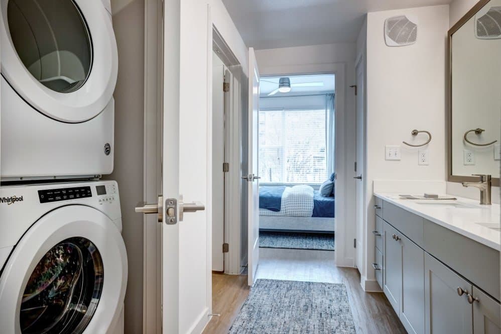 Austin Apartment: 4411 S congress Ave