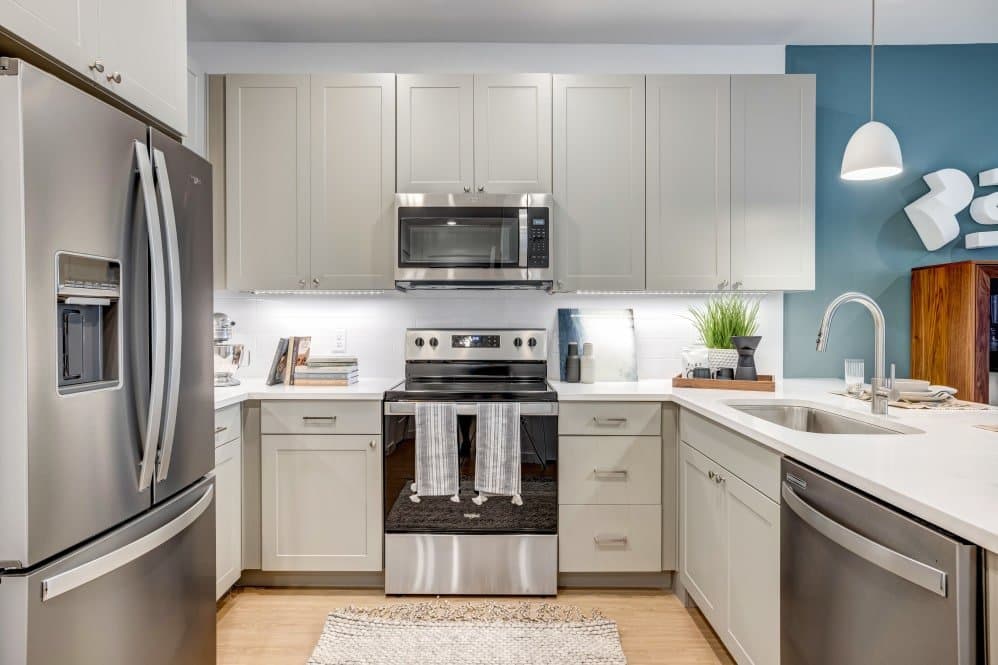 Austin Apartment: 4411 S congress Ave