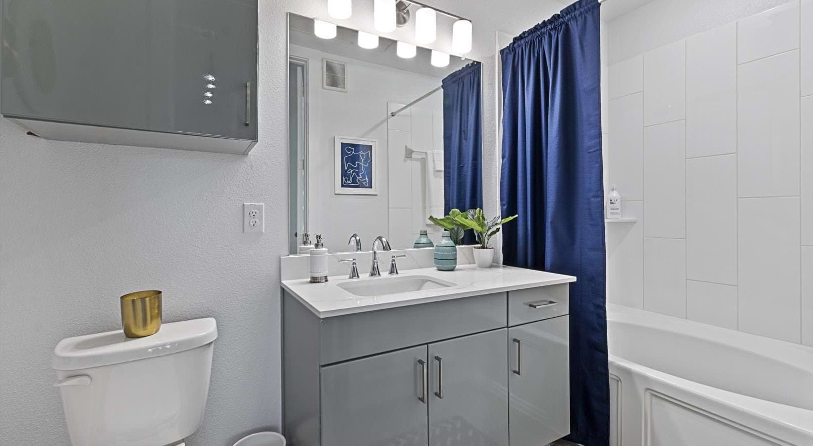 Austin Apartment: 12000 S IH 35