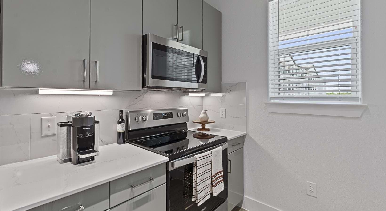 Austin Apartment: 12000 S IH 35