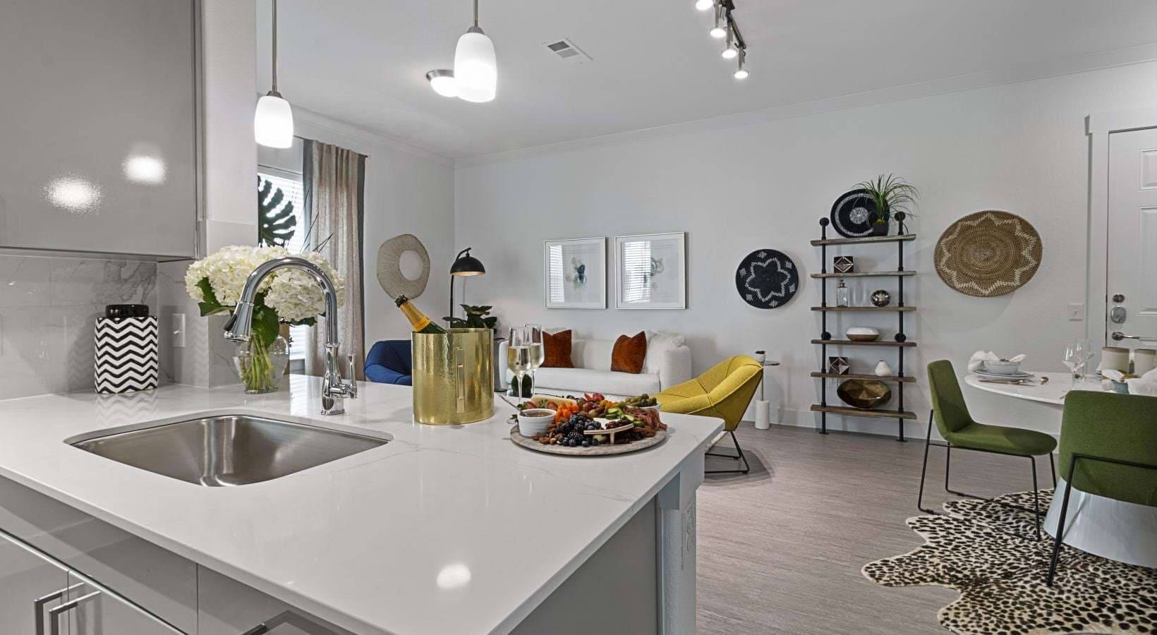 Austin Apartment: 12000 S IH 35
