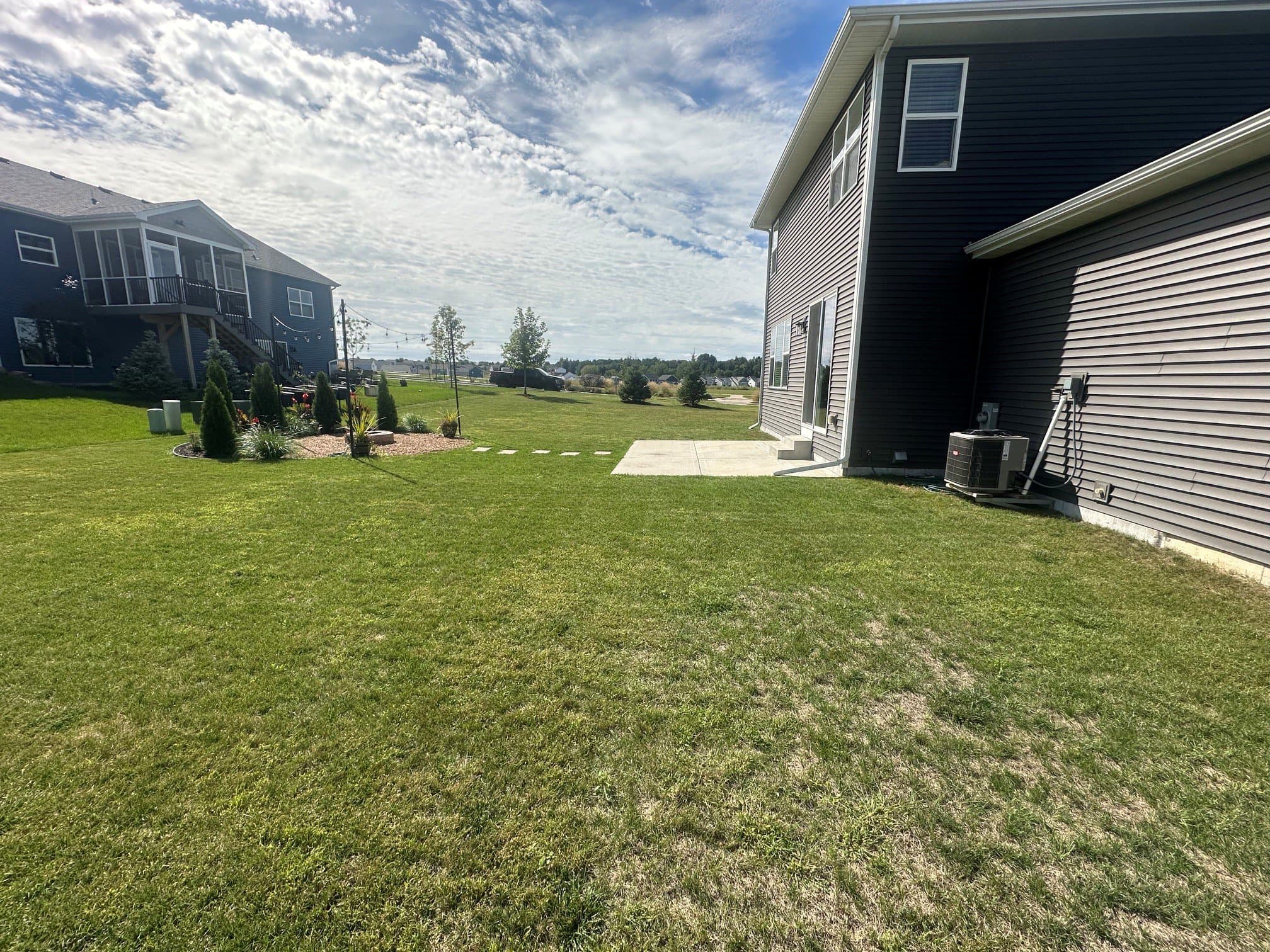 Madison House: 533 redan dr