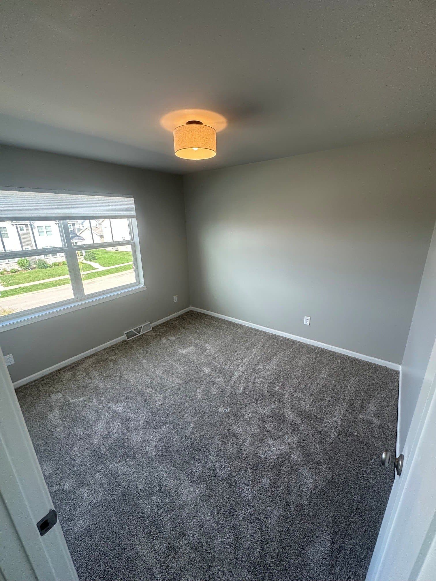 Madison House: 533 redan dr