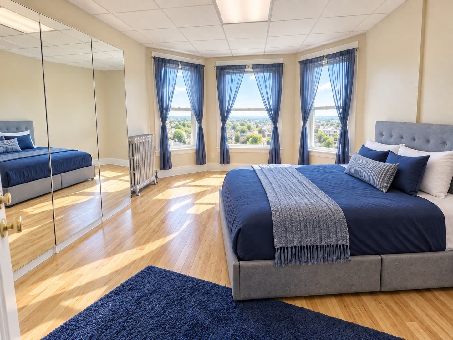 Providence Single Room: 205 Washington Ave