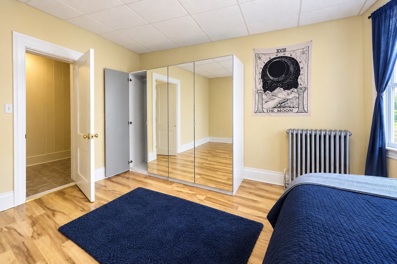 Providence Single Room: 205 Washington Ave