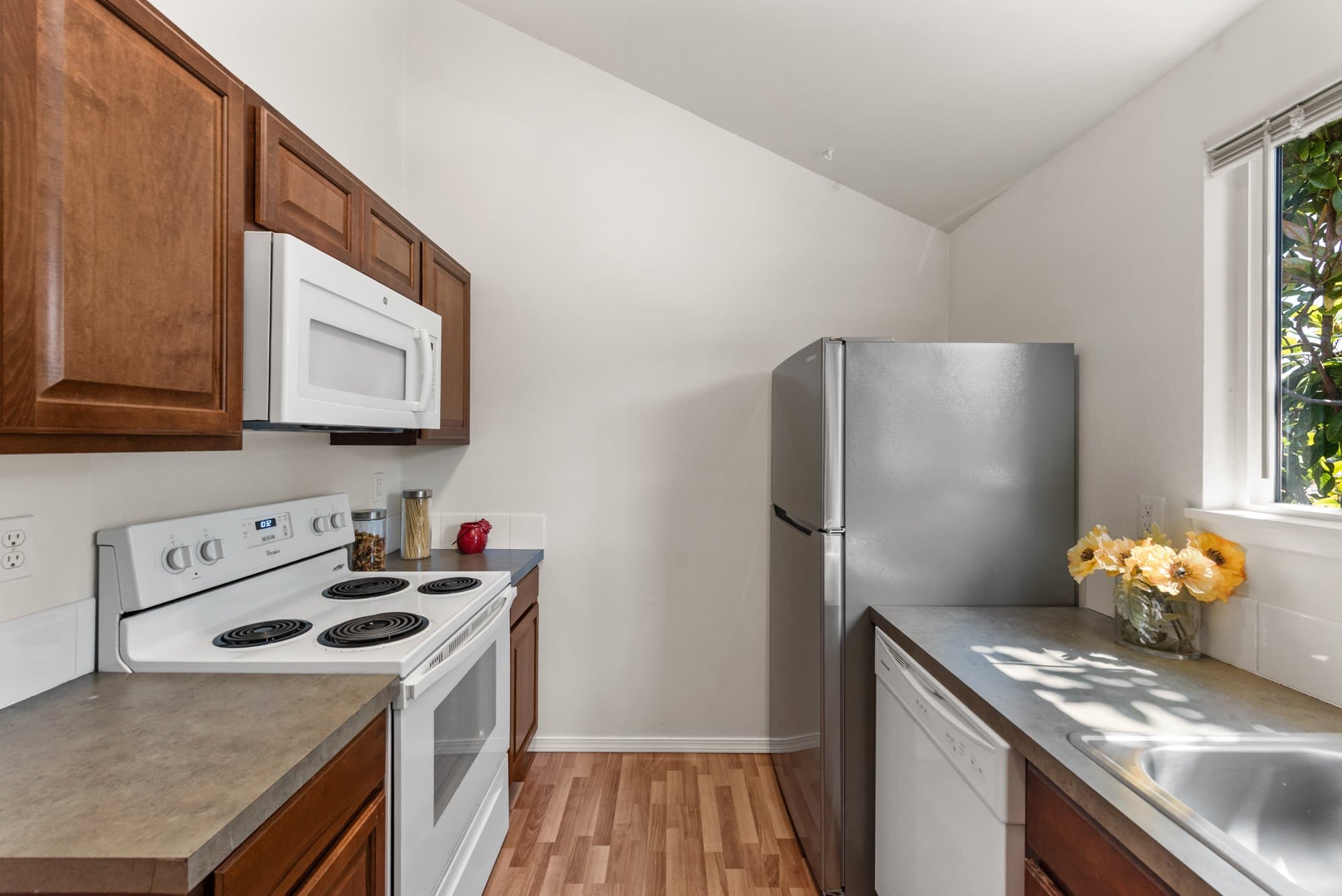 Everett Condo: 820 Cady RD