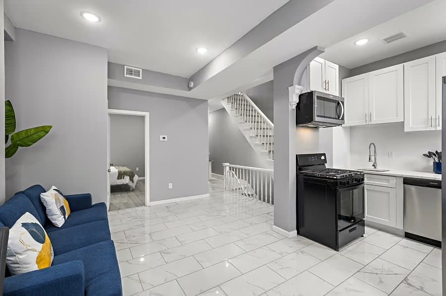 Jersey City Townhome: 153 Danforth Ave