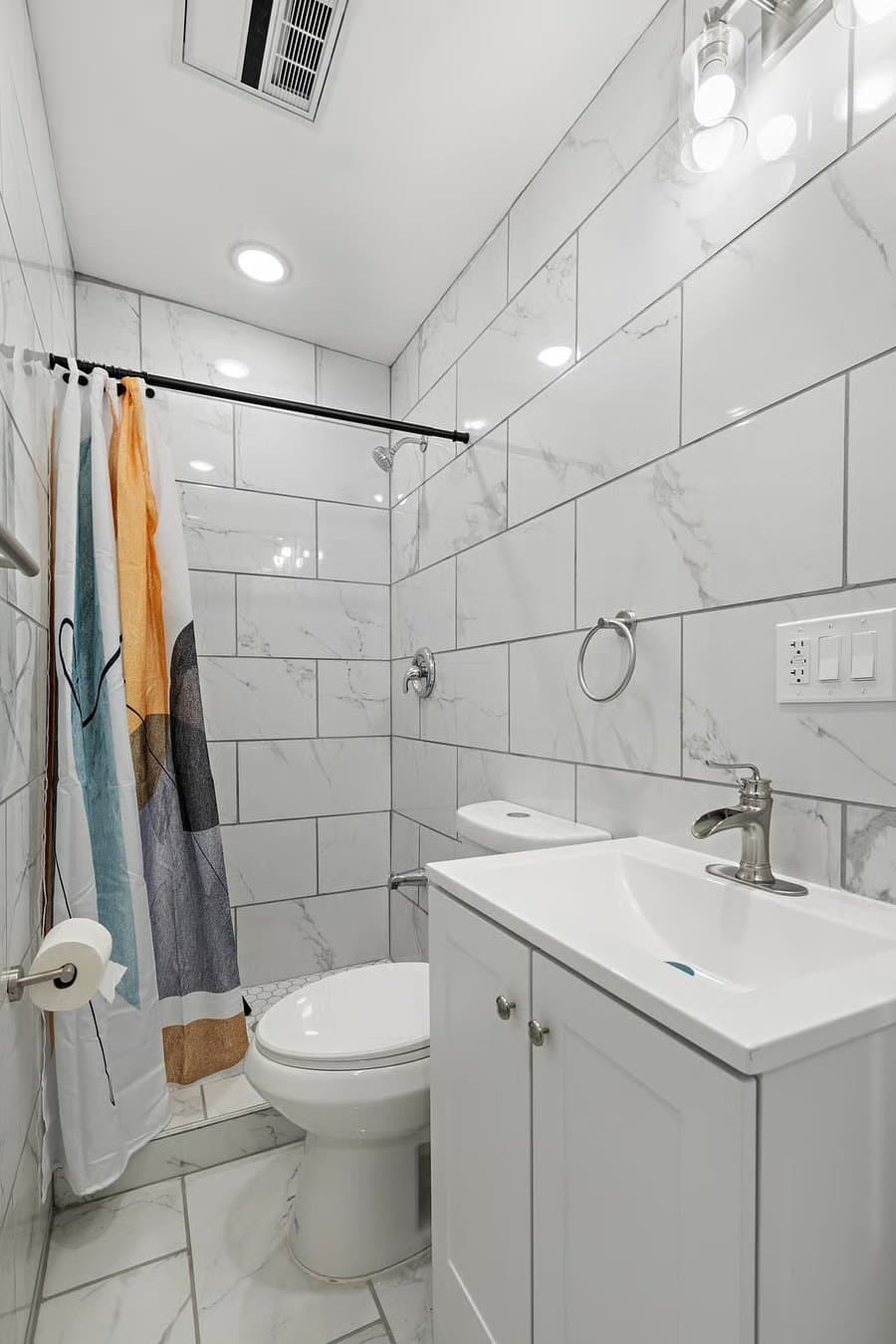 Jersey City Townhome: 153 Danforth Ave
