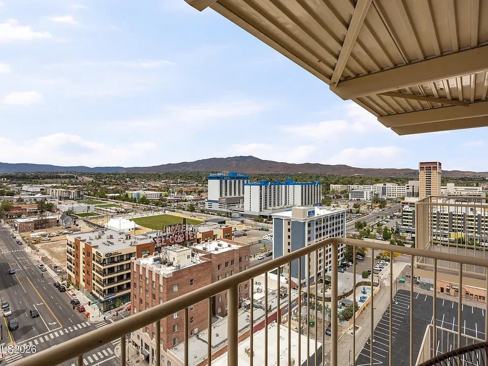 Reno Apartment: 200 W 2nd St APT 1506,