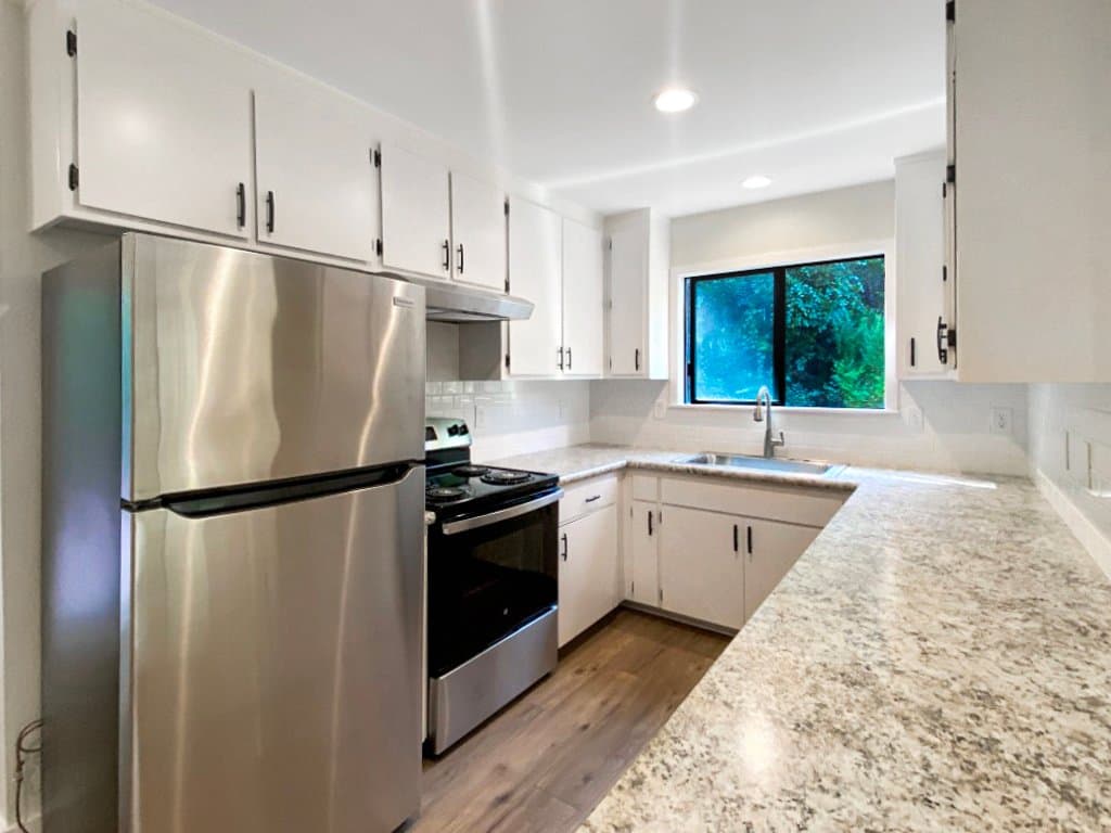 Dunsmuir Multiplex: 6126 Butterfly Ave