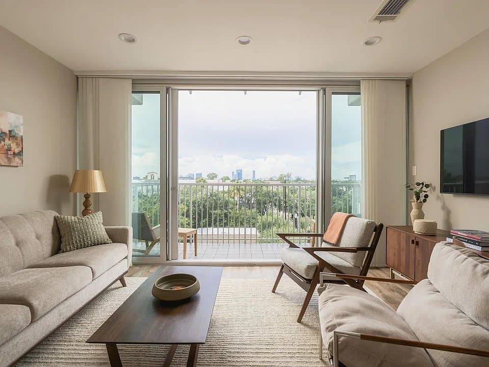 Houston Apartment: 3600 Montrose Blvd Unit 508,