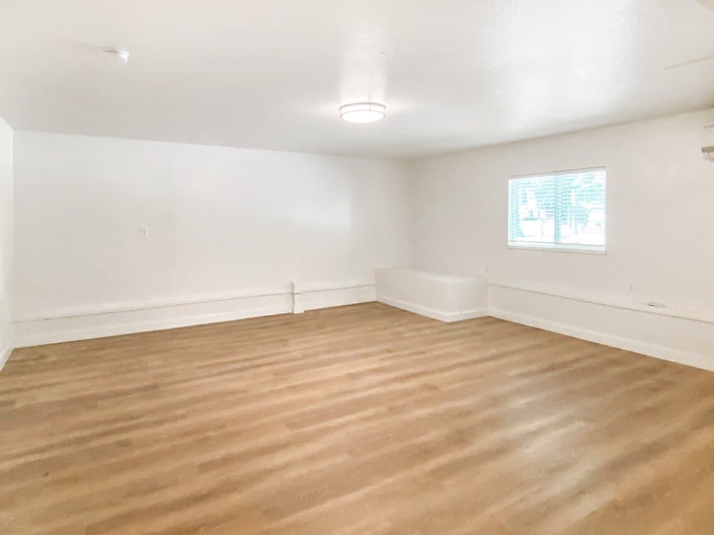 Dunsmuir Multiplex: 6126 Butterfly Ave