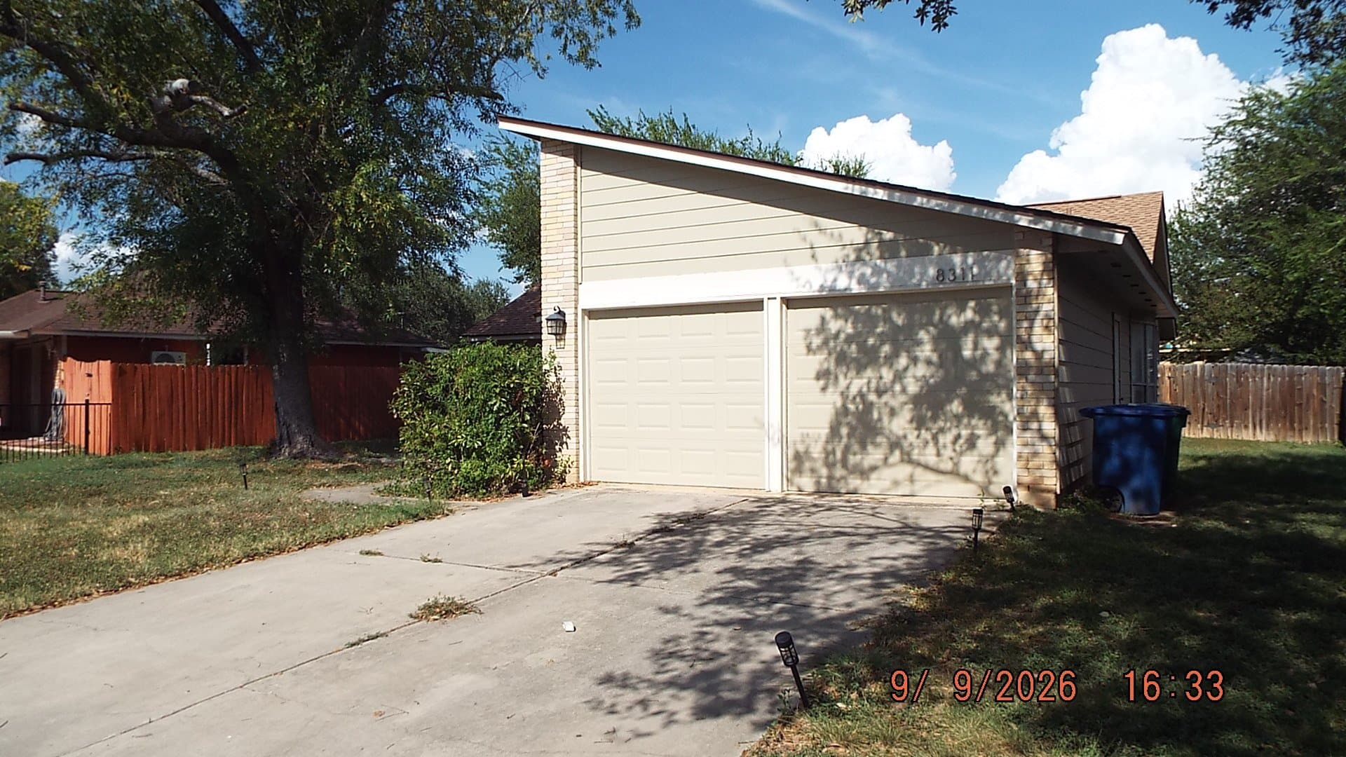 San Antonio House: 8311 Meadow Fire Street