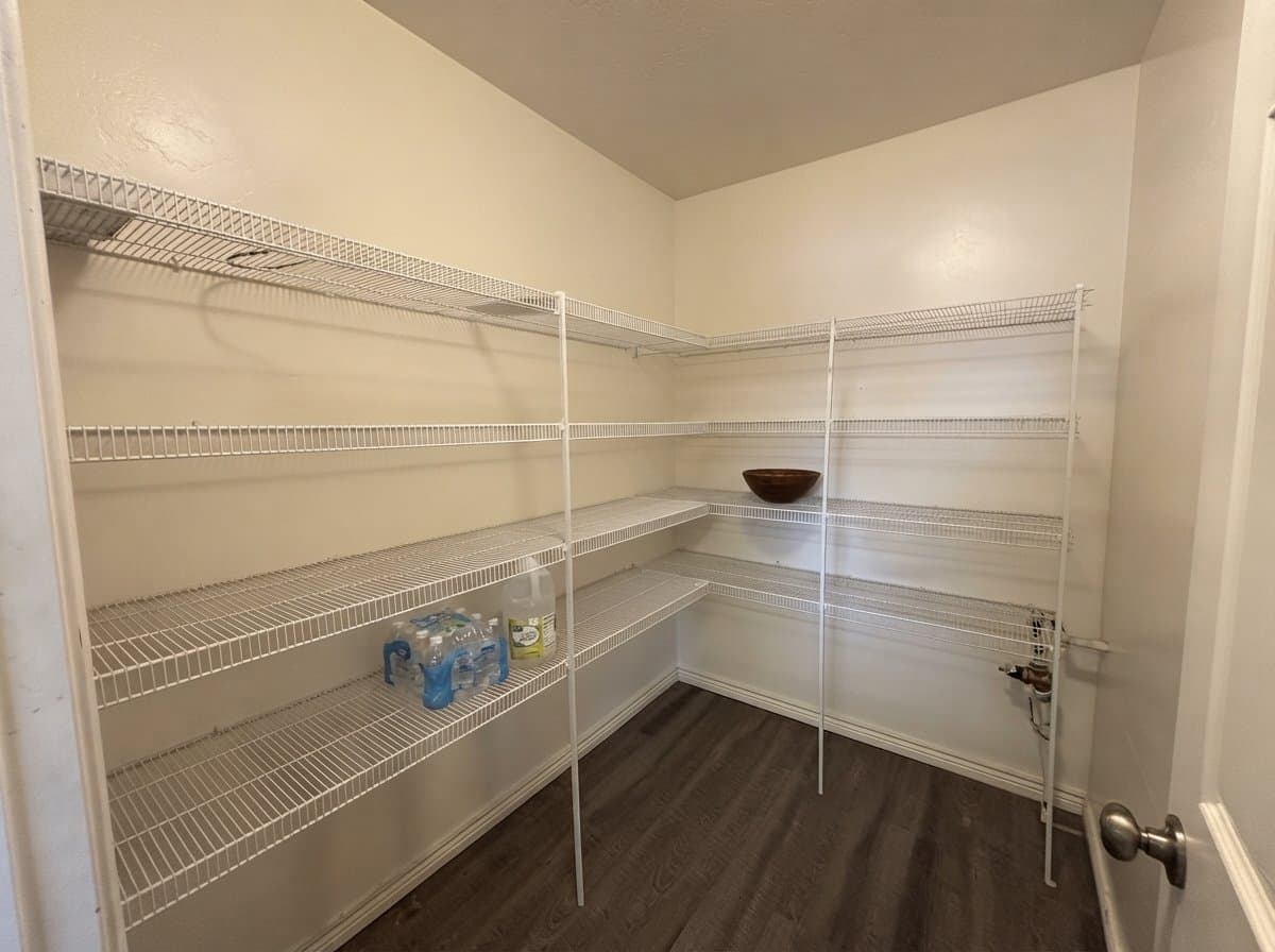 Springville House: 1119 W 100 N