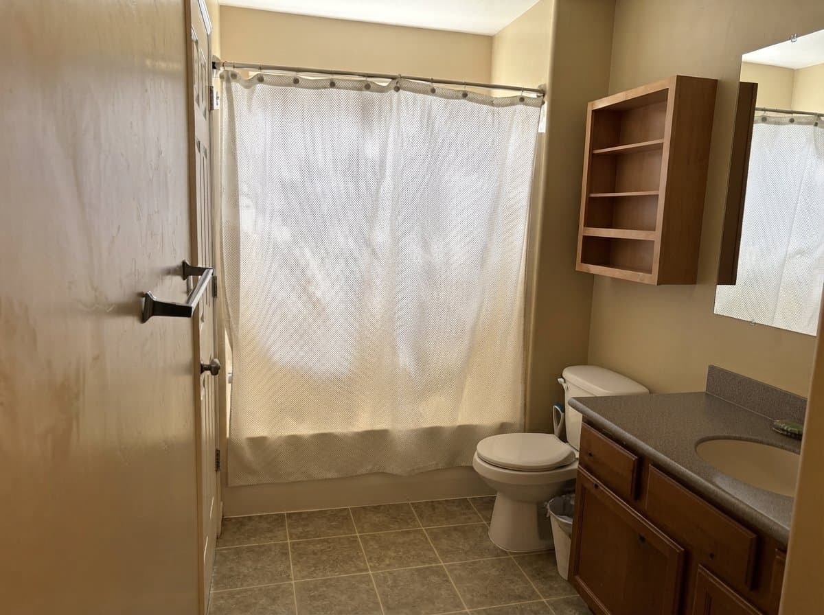 Springville House: 1119 W 100 N