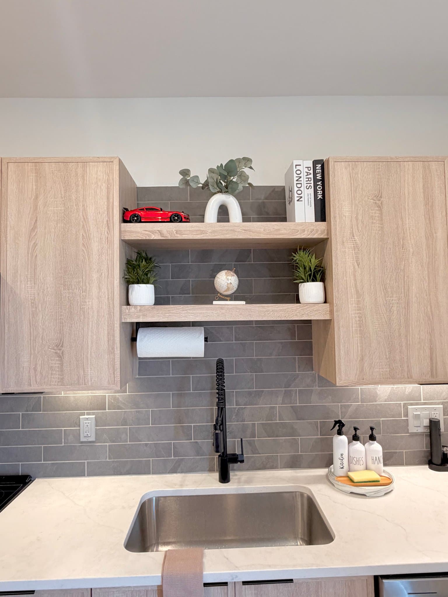 Dallas Apartment: 13342 Midway Rd