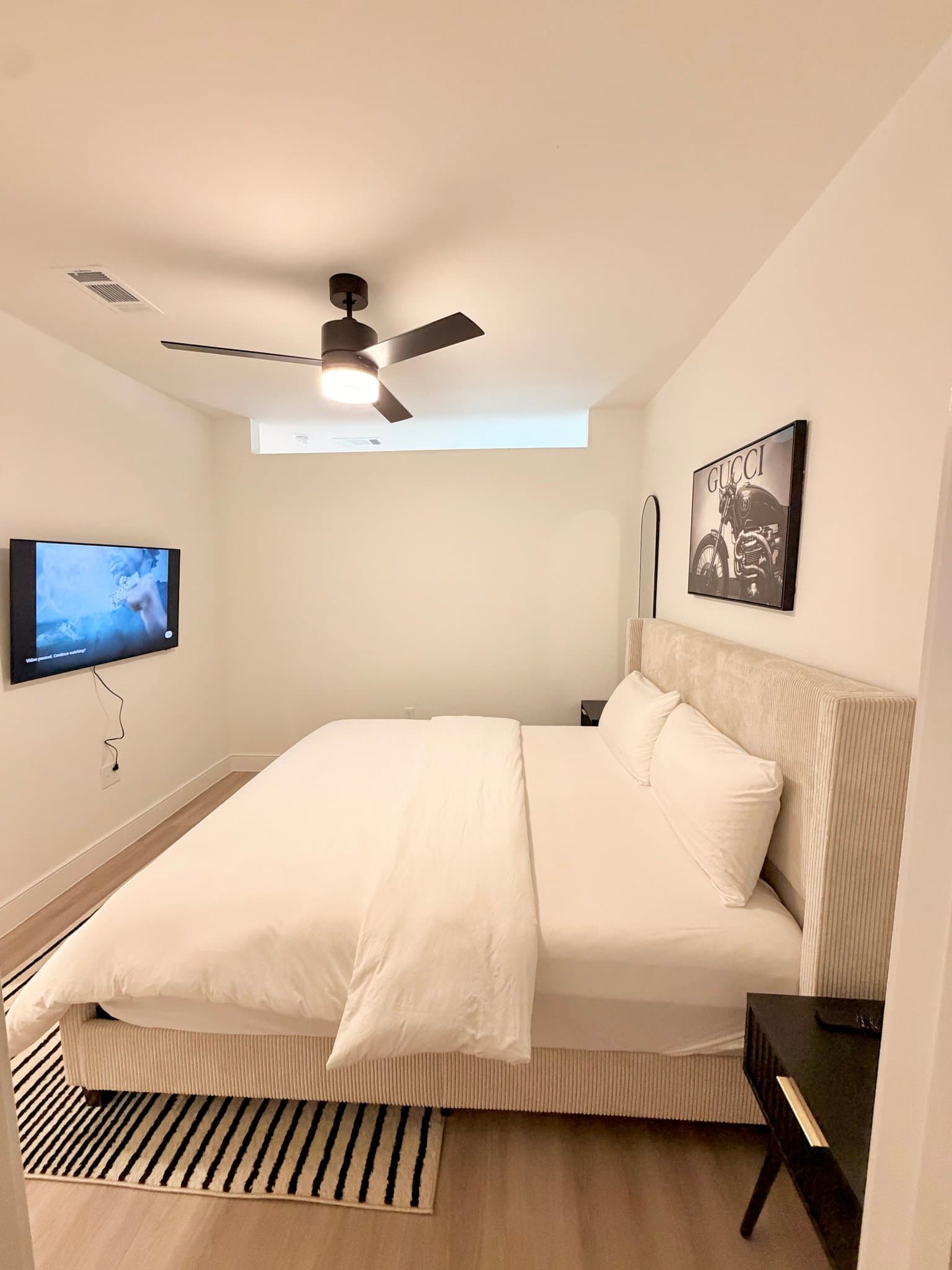 Dallas Apartment: 13342 Midway Rd