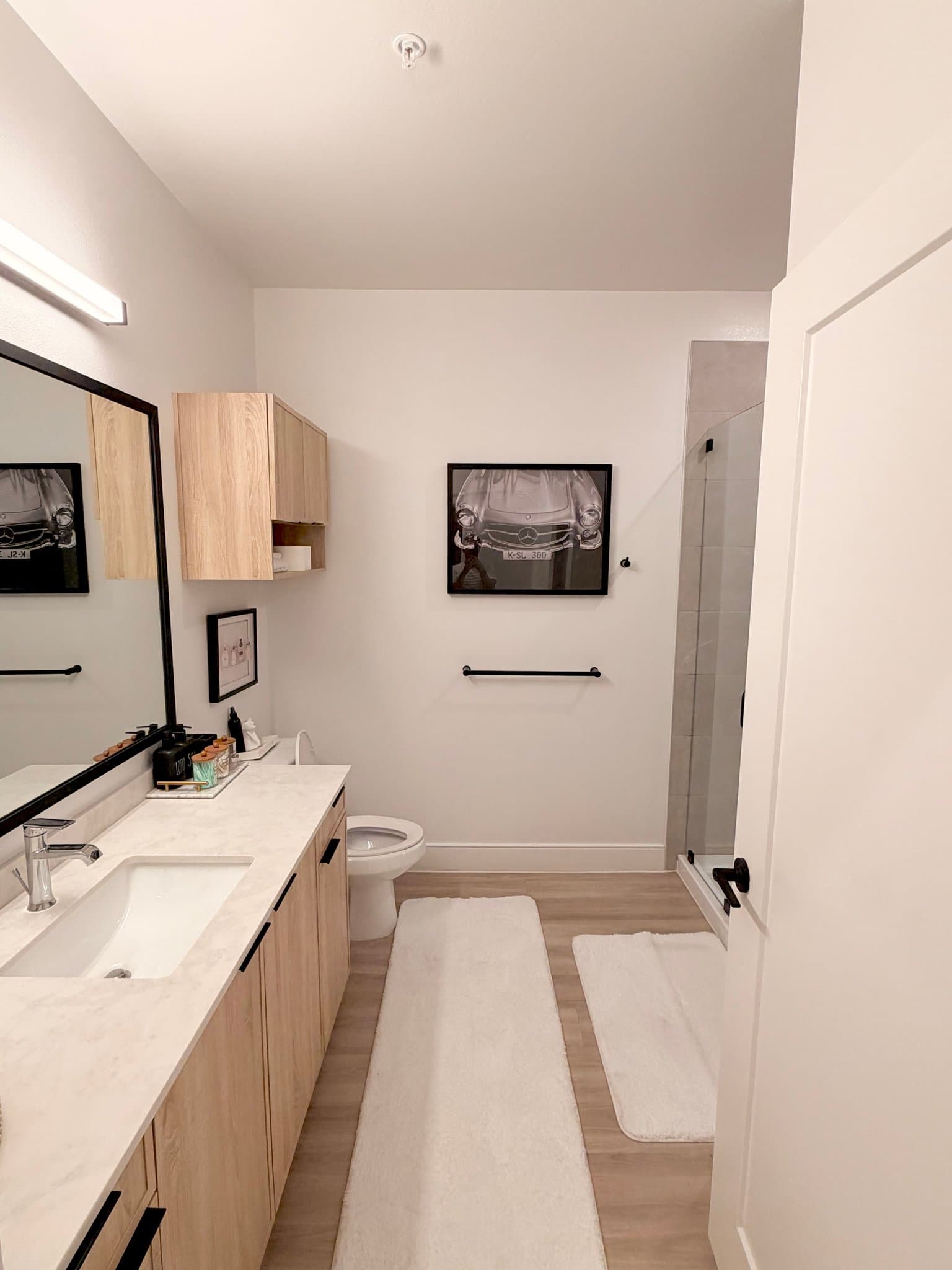 Dallas Apartment: 13342 Midway Rd