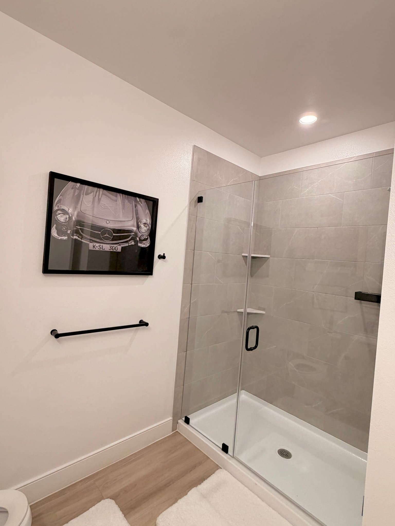Dallas Apartment: 13342 Midway Rd