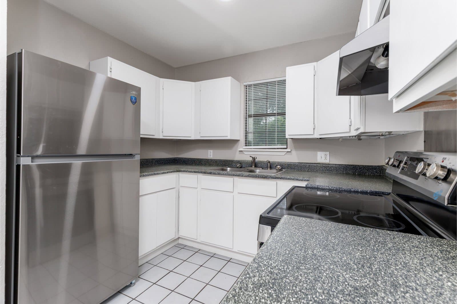 San Antonio House: 927 W. Formosa