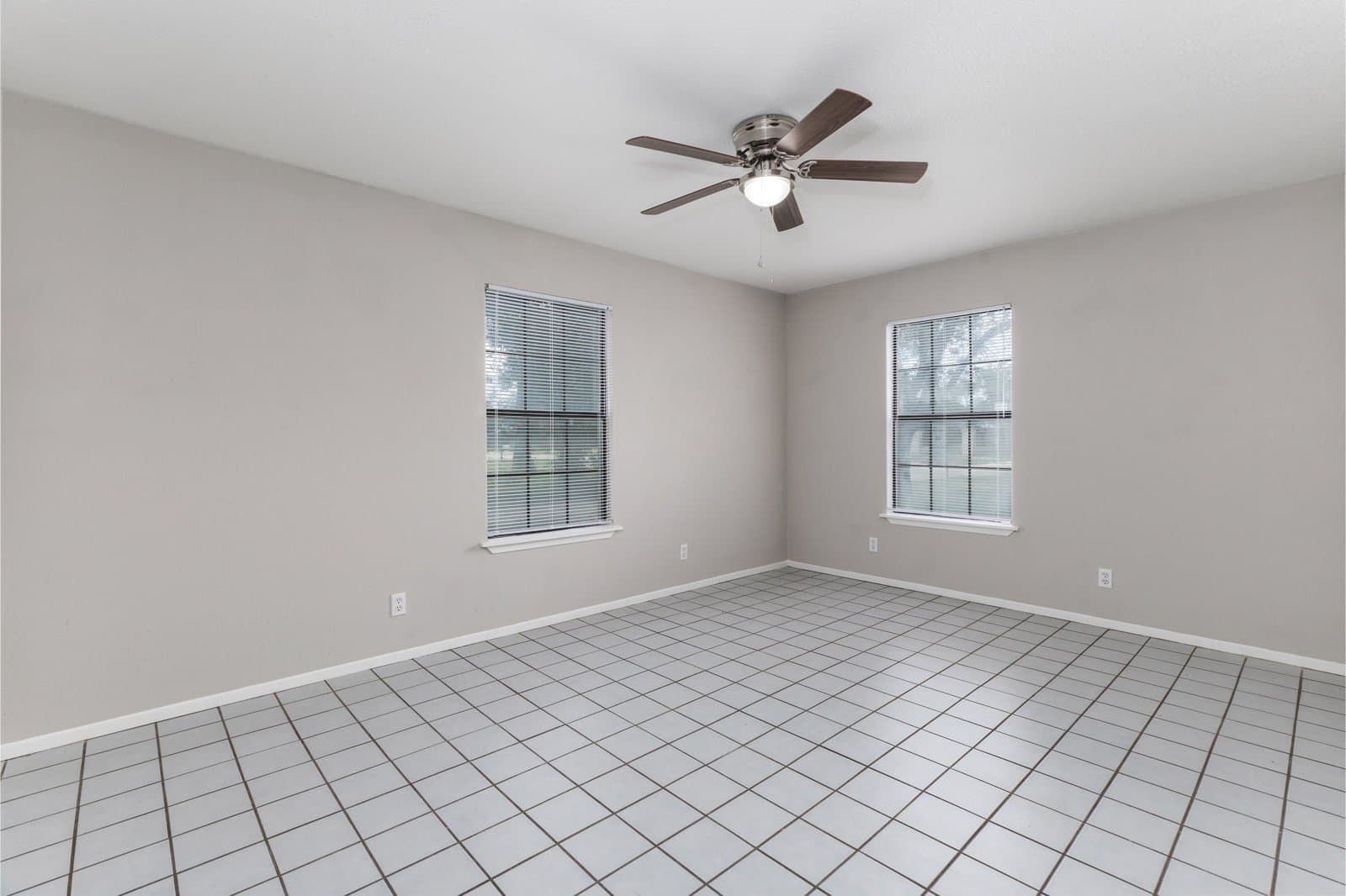 San Antonio House: 927 W. Formosa