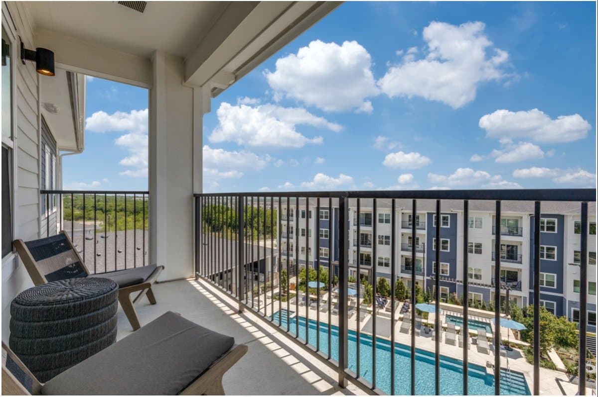 Austin Apartment: 7013 E william Cannon