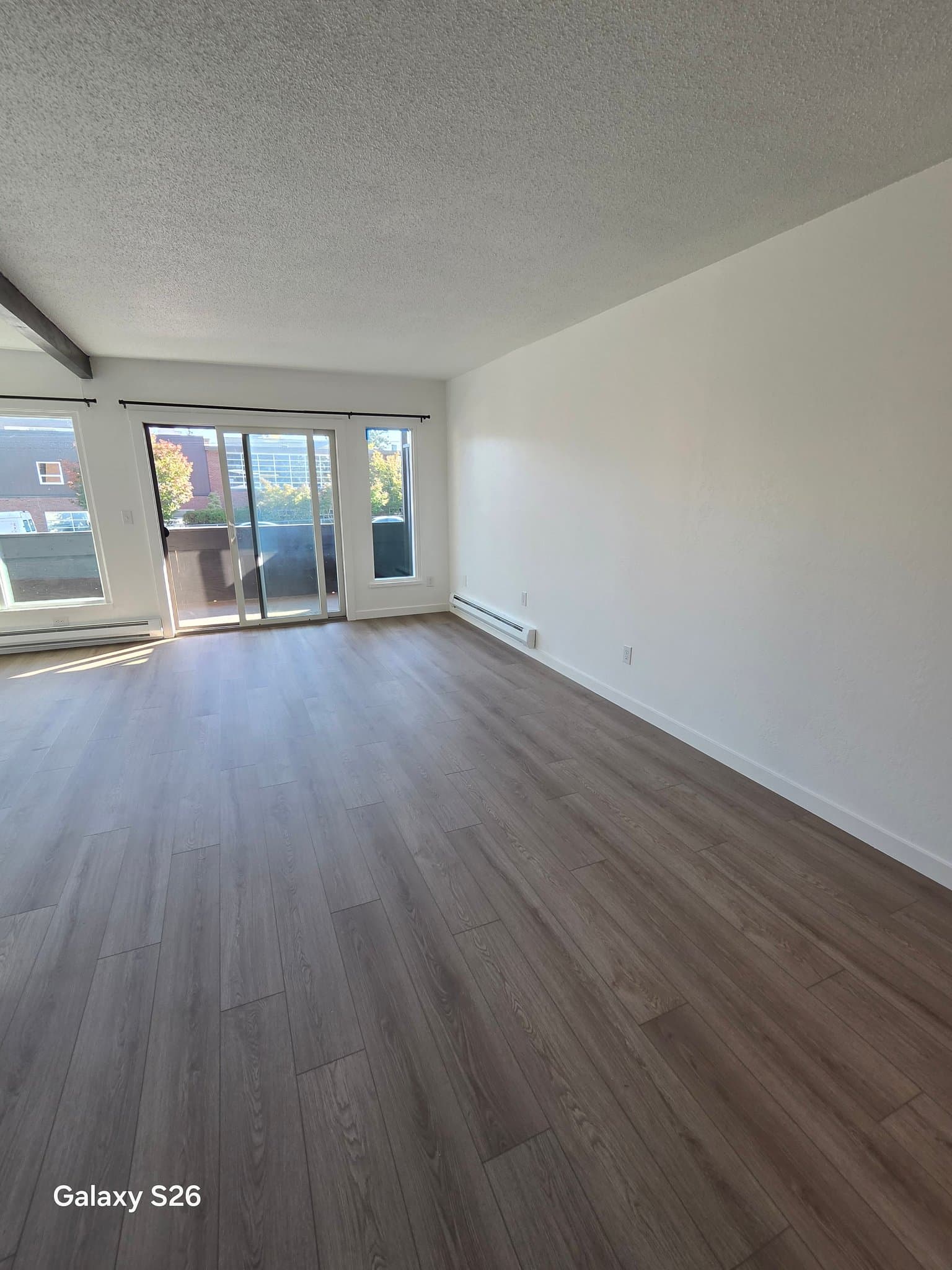 Burien Apartment: 2022 SW 152nd St Unit B