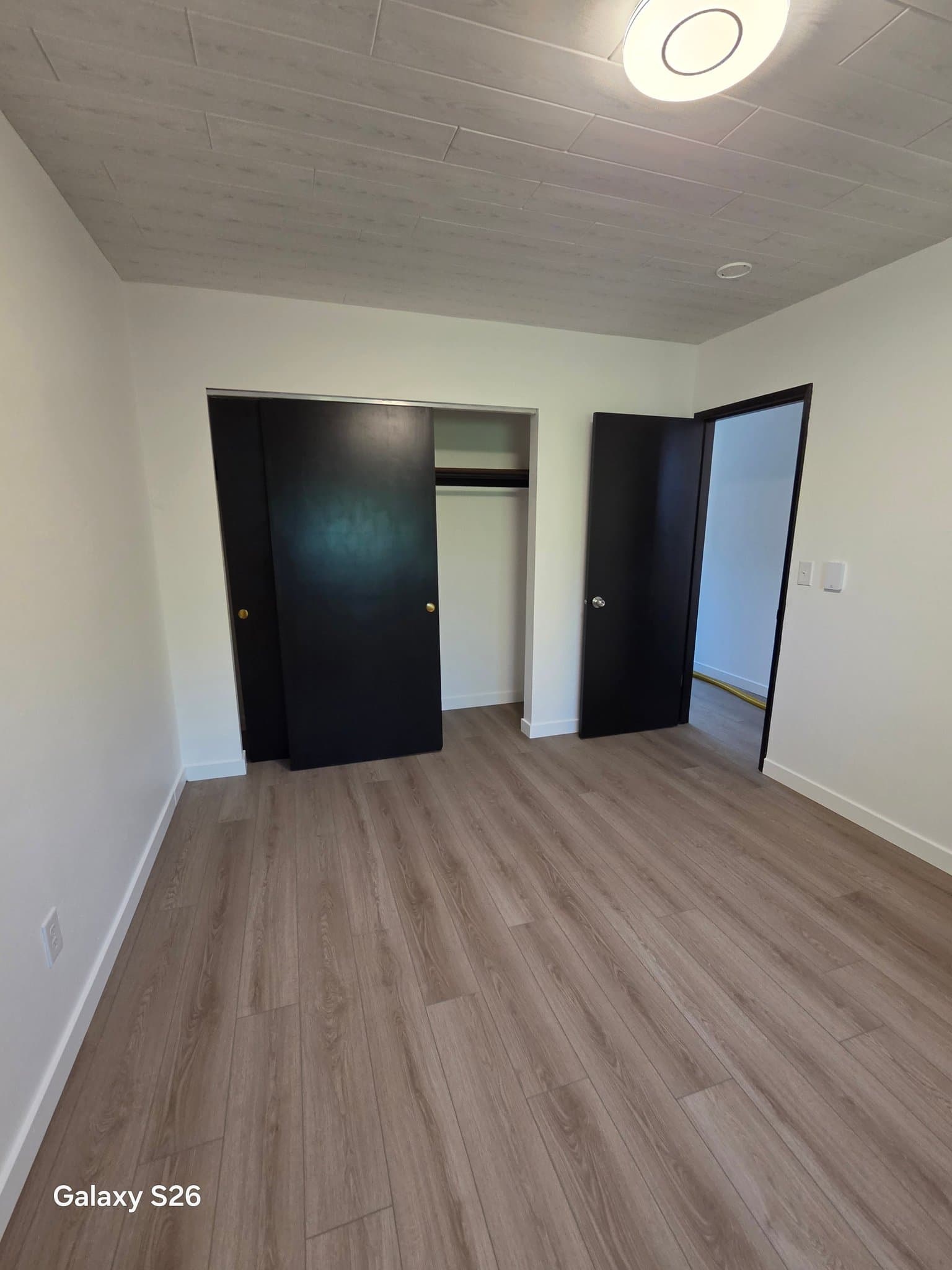 Burien Apartment: 2022 SW 152nd St Unit B
