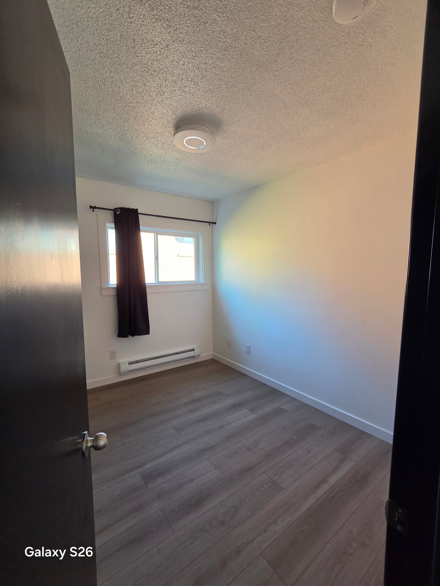 Burien Apartment: 2022 SW 152nd St Unit B