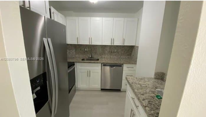 Miami Condo: 9360 Fontainebleau Blvd
