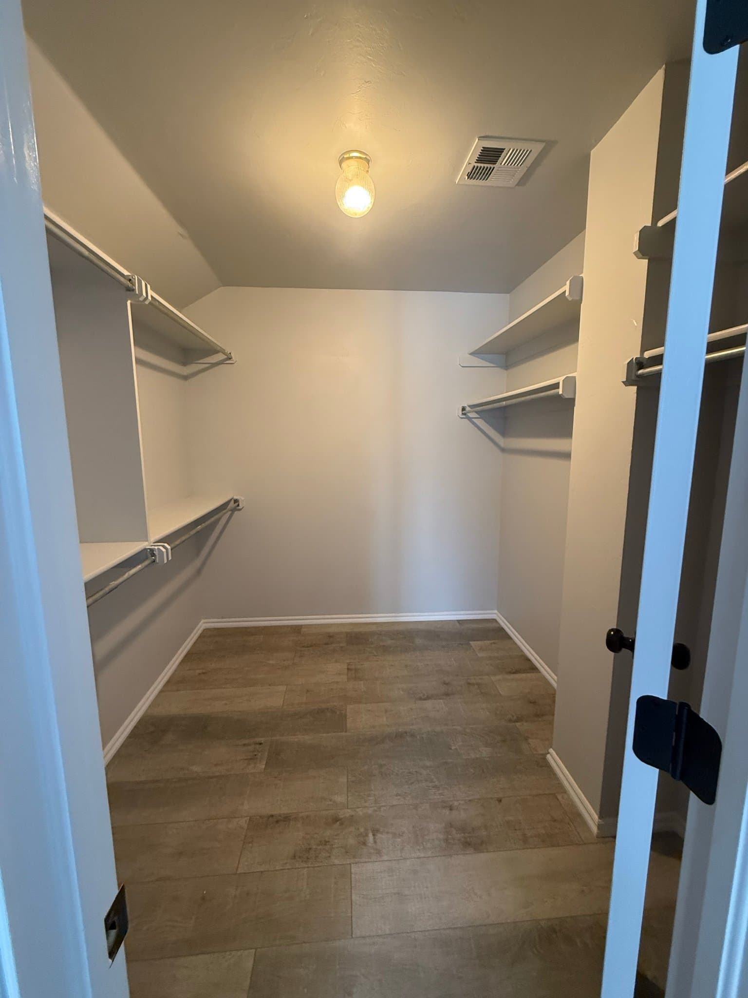 Oklahoma City House: 2622 Featherstone Road
